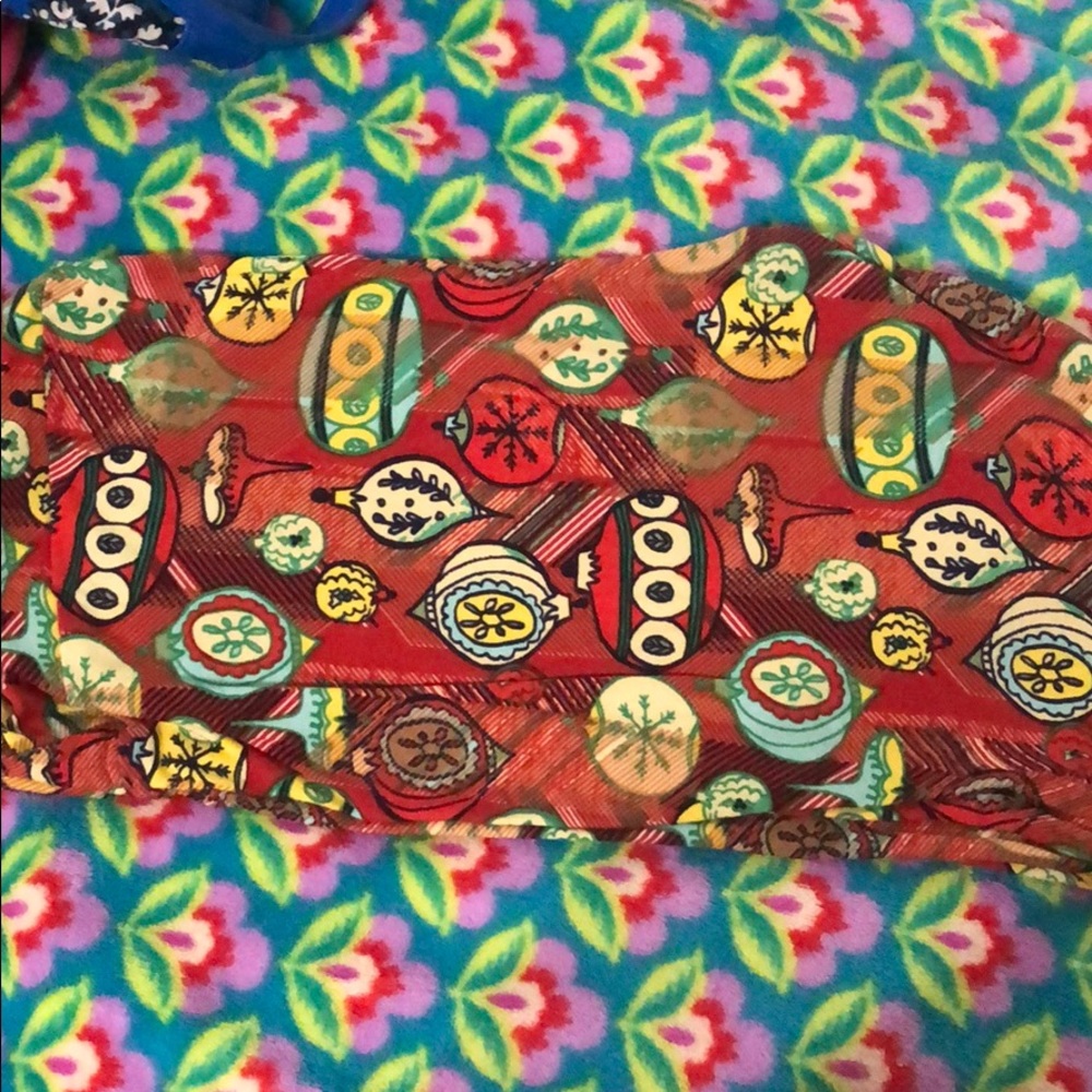 Lularoe Christmas leggings